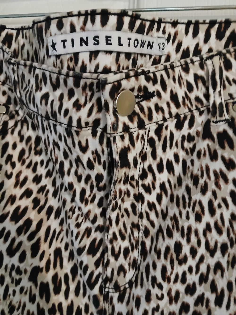 TINSELTOWN LEOPARD PRINT ANKLE PANTS SIZE 12